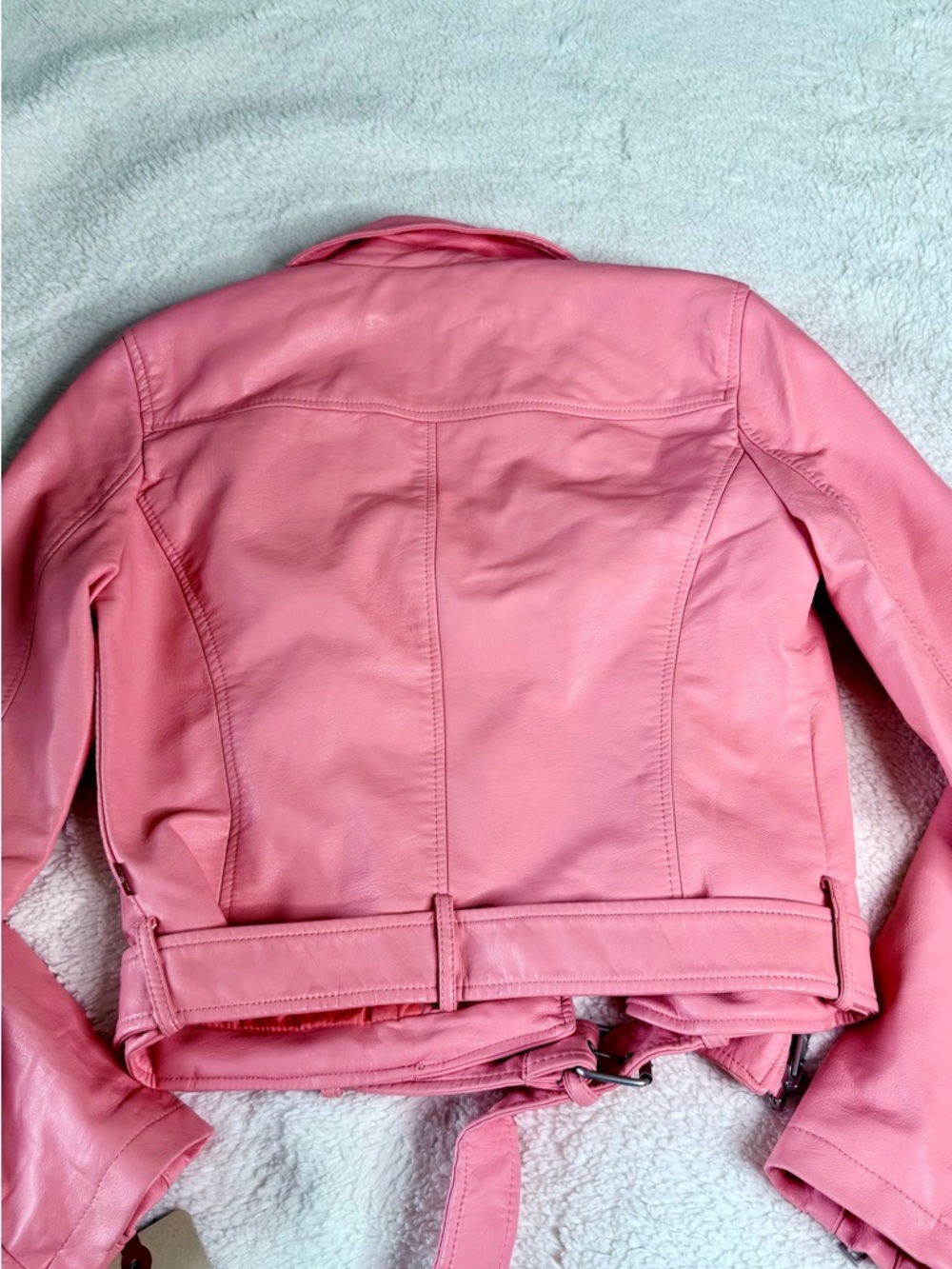 Levi's Pink Faux Leather Moto Jacket with Belted Hem - Picture 4 of 7